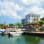 Marina D'oro