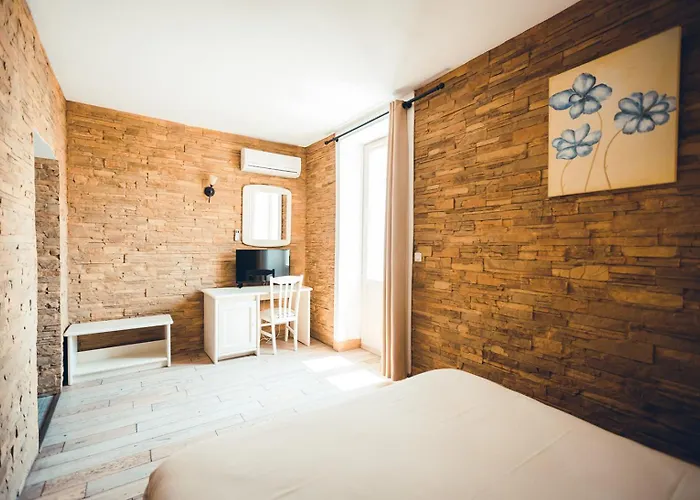 Marina D'oro Hotel Macinaggio (Corsica)