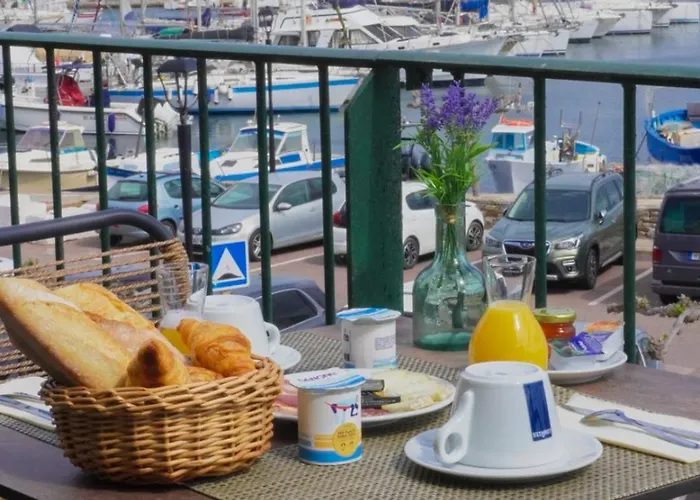 Marina D'oro 3* Macinaggio (Corsica)