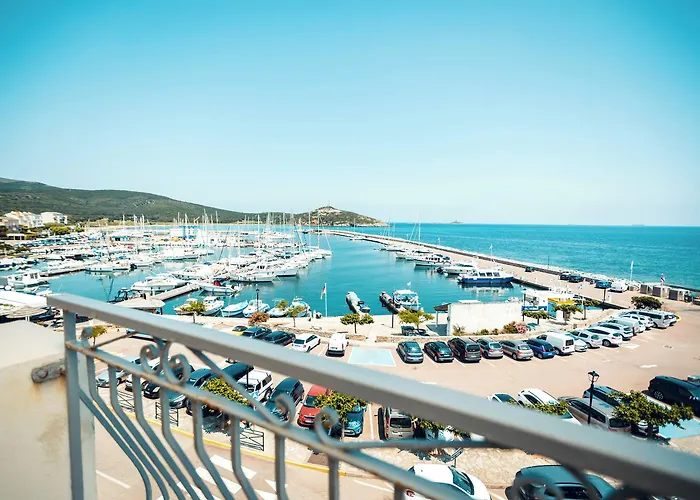 Marina D'oro Hotel Macinaggio (Corsica)