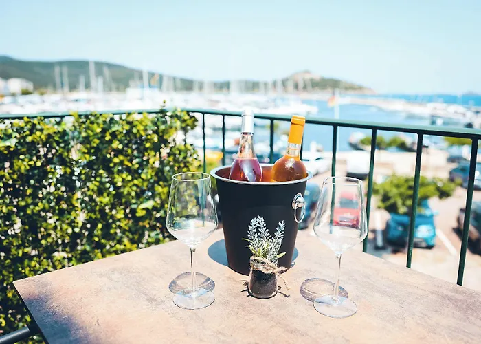 Marina D'oro Hotel